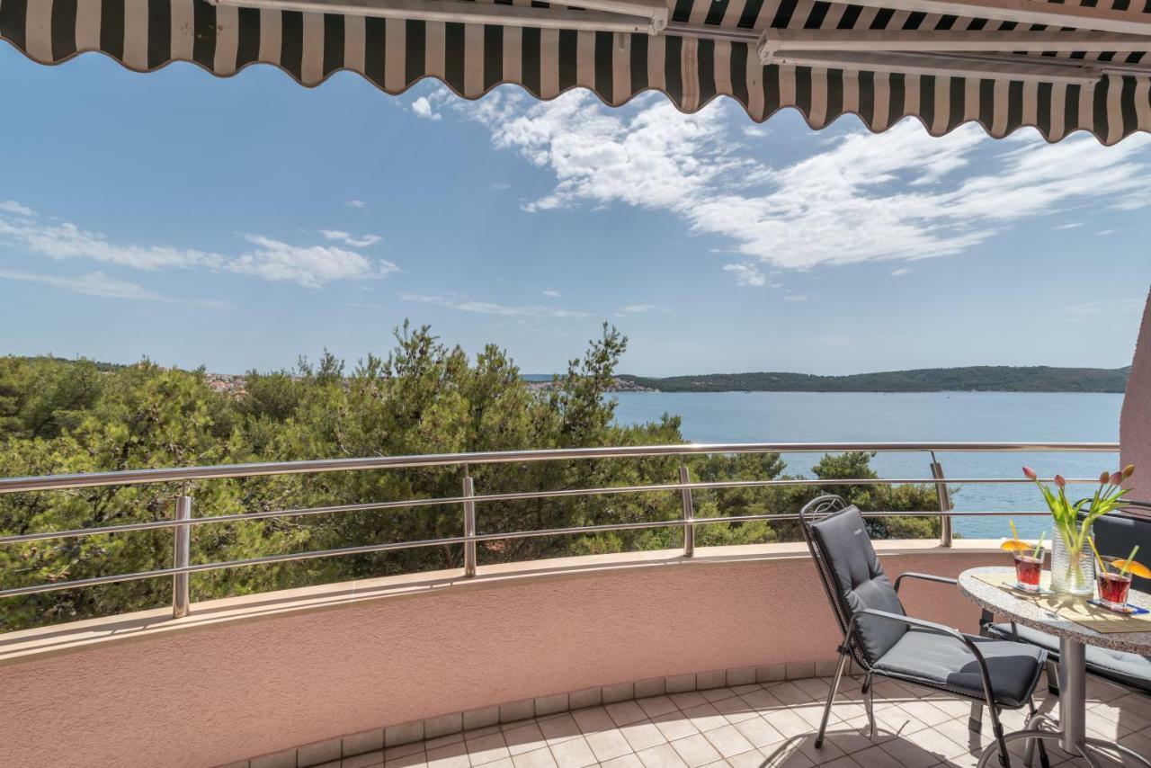 Apartment Sea View Trogir Extérieur photo